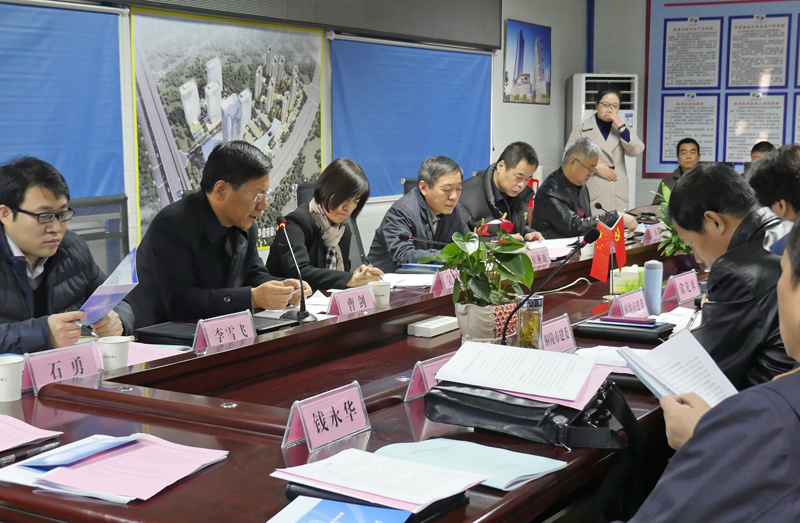 王亮参加住建部建筑劳务用工制度改革座谈会